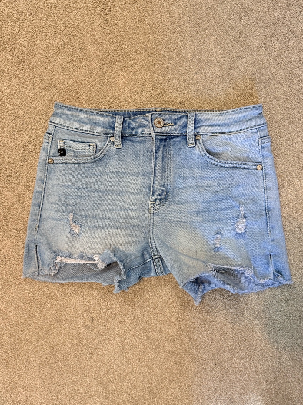 Kancan Light Wash Cut Off Denim Shorts Size M